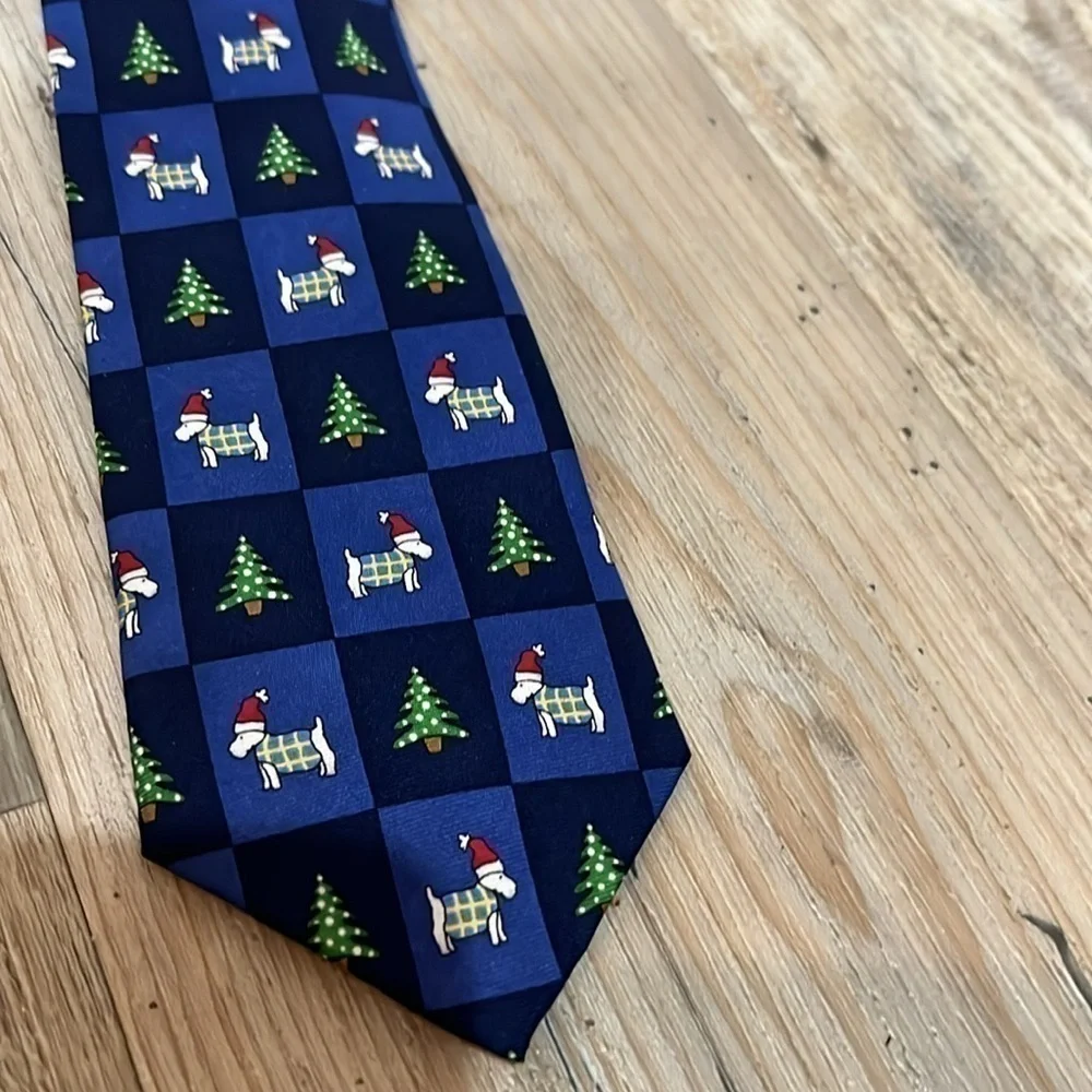 Canterbury Child’s zip neck tie Blue Christmas design decorated zipper